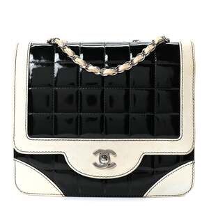 Chanel Lambskin Patent Chocolate Bar #253069C17B